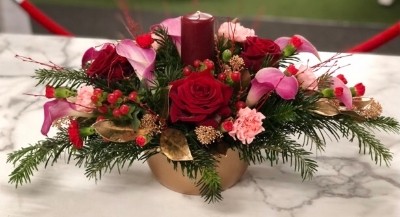 Christmas Table Arrangement