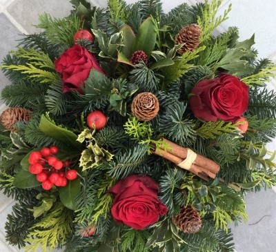 Festive Grave Posy